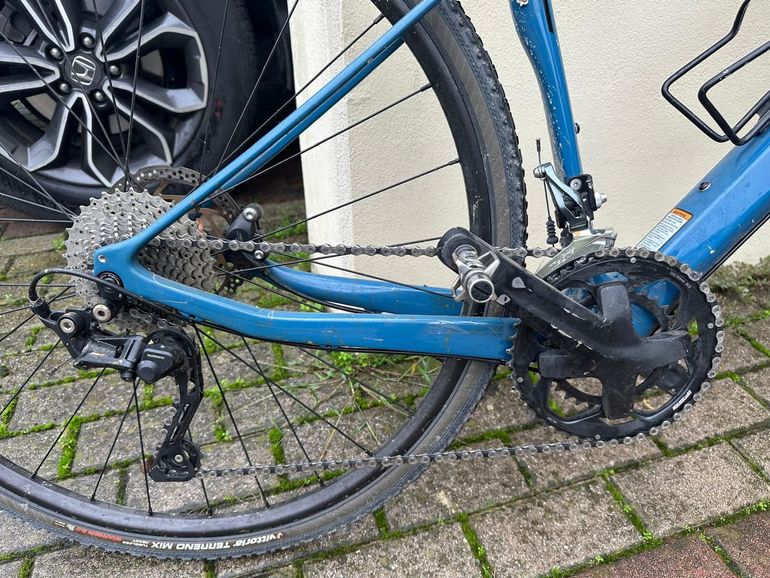 Brugt GT Grade Carbon Elite 2022 2022 Road & Gravel — billede 2 af 9