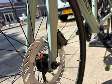 Used Polygon Strattos S8X 2025 2025 Road & Gravel, Green — image 6 of 7