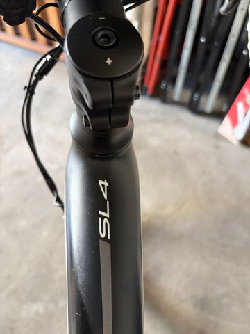 Used Specialized Roubaix SL4 Comp Disc 2016 2016 Road & Gravel, Black — image 6 of 7
