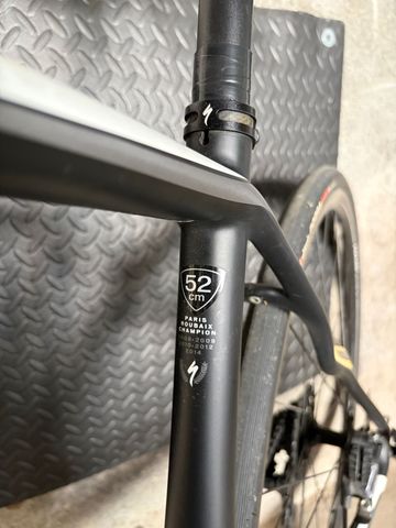 Used Specialized Roubaix SL4 Comp Disc 2016 2016 Road & Gravel, Black — image 3 of 7