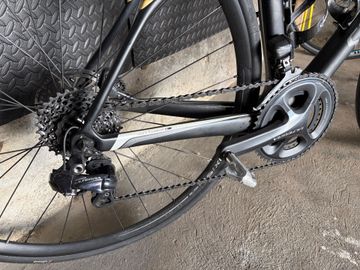 Used Specialized Roubaix SL4 Comp Disc 2016 2016 Road & Gravel, Black — image 4 of 7