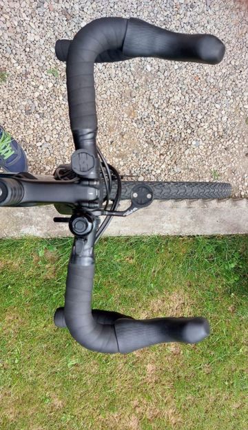 Tweedehands Giant Revolt Advanced 2 2022 2022 Road & Gravel — afbeelding 14 van 18