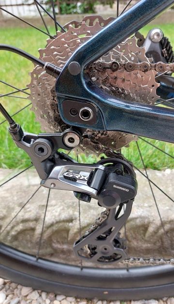 Tweedehands Giant Revolt Advanced 2 2022 2022 Road & Gravel — afbeelding 3 van 18