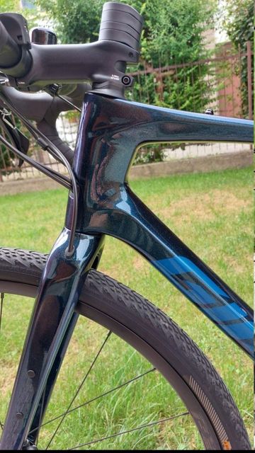 Tweedehands Giant Revolt Advanced 2 2022 2022 Road & Gravel — afbeelding 5 van 18