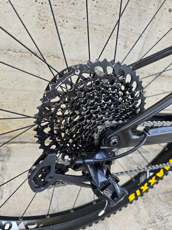 Used Canyon LUX SRAM GX 2017 Mountainbike, Black — image 4 of 6