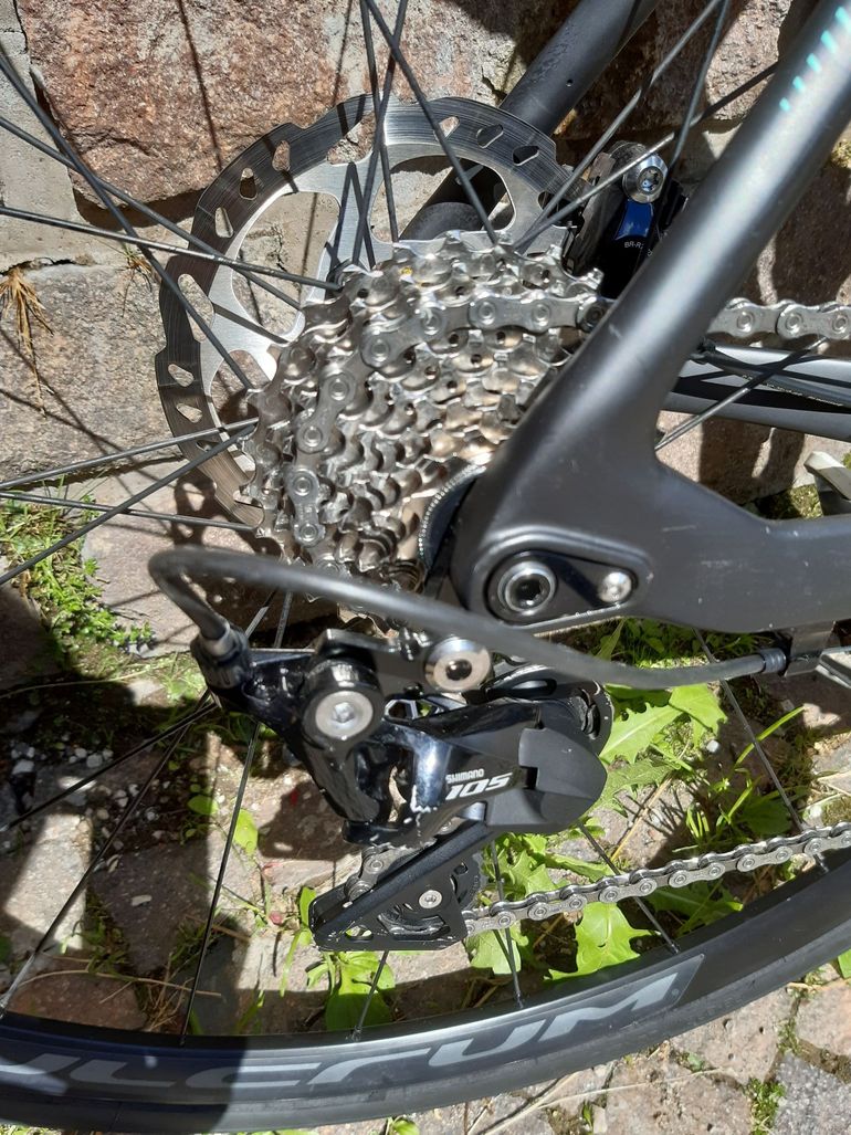 Brugt Bianchi Oltre XR3 Disc 2018 2018 Road & Gravel — billede 2 af 4