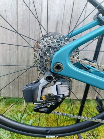 Używany Orbea Orca SRAM Rival eTap AXS 2023 Road & Gravel — zdjęcie 3 z 10