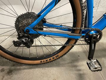 Used Trek Procaliber 9.7 2018 2018 Mountainbike, Blue, 27.5, 29 — image 3 of 5