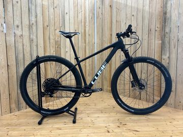 Gebrauchtes CUBE REACTION C:62 ONE 2023 2023 Mountainbike, Schwarz, 29 — Bild 1 von 3