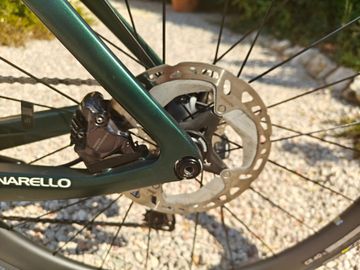 Pinarello Dogma Shimano Ultegra Di2 2023 Road & Gravel d'occasion — image 5 sur 6