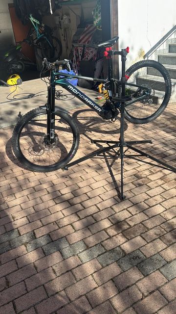 Used Mondraker LEVEL XR 2024 2024 Mountainbike, Purple, 29, 27.5 — image 3 of 3