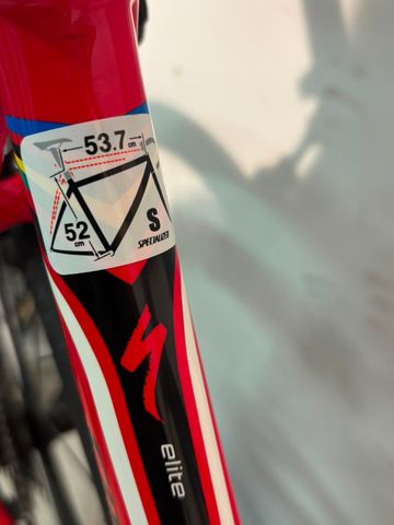 Używany Specialized Tarmac Elite 2016 2016 Road & Gravel — zdjęcie 6 z 10