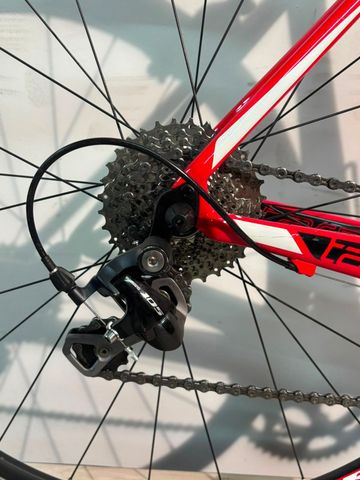Używany Specialized Tarmac Elite 2016 2016 Road & Gravel — zdjęcie 9 z 10