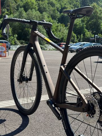 Used Mondraker ARID S 2025 2025 Road & Gravel, Orange — image 3 of 3