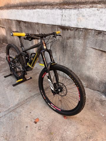 Used Bergamont Encore 8.0 2021 Mountainbike, Light Gray — image 1 of 8