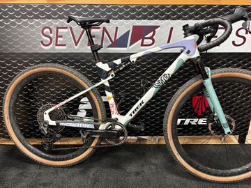 Used Trek Check-OUT SL 7 AXS 2026 2026 Road & Gravel