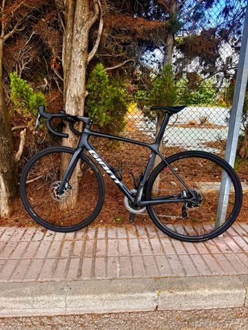 Gebrauchtes Giant Tcr SRAM Force eTap AXS 2022 Road & Gravel, Schwarz — Bild 2 von 5