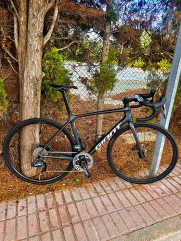 Gebrauchtes Giant Tcr SRAM Force eTap AXS 2022 Road & Gravel, Schwarz — Bild 1 von 5