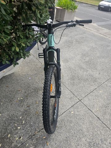 Used Focus JAM² SL 8.7 2023 2023 Mountainbike, Green, 29 — image 3 of 3