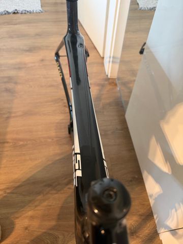 Używany Trek Émonda SL 6 Pro 2019 Frameset 2019 Road & Gravel — zdjęcie 10 z 12
