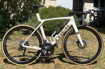 Trek Madone SLR 9 Gen 8 2025 2025 Road & Gravel usato