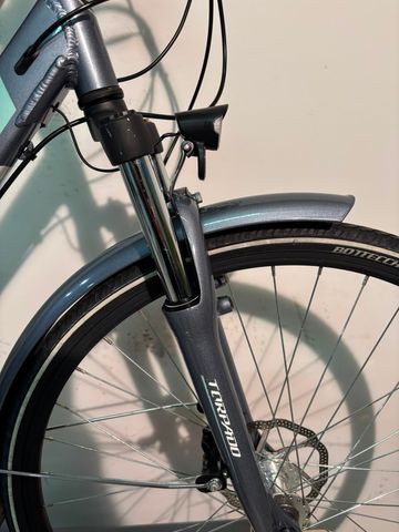 Used Torpado Iris T-240 2022 Urban, Light Gray — image 2 of 10