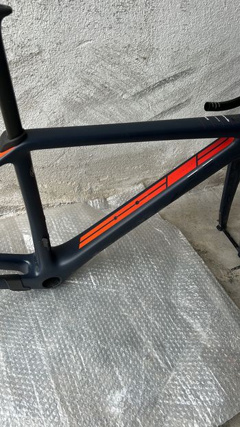 Brugt Cervélo R5 Red eTap AXS 2023 Frameset 2023 Road & Gravel — billede 3 af 4