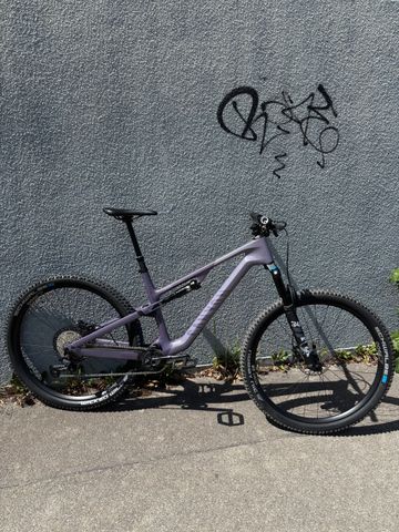Used Canyon Neuron CF 7 2025 2025 Mountainbike, Purple, 27.5, 29 — image 1 of 11