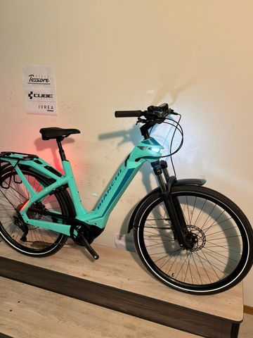 Použité Bianchi e-Omnia C Type DEORE 2023 2023 Urban — obrázek 6 z 17