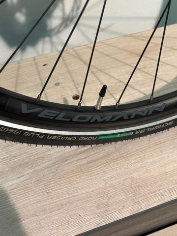 Použité Bianchi e-Omnia C Type DEORE 2023 2023 Urban — obrázek 7 z 17