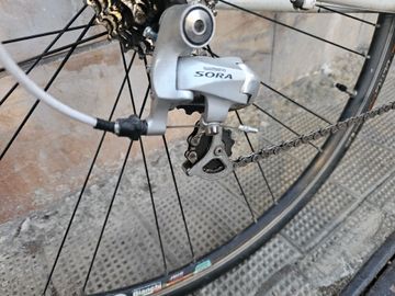 Used Bianchi Via Nirone Sora Compact 2014 2014 Road & Gravel, White — image 4 of 16