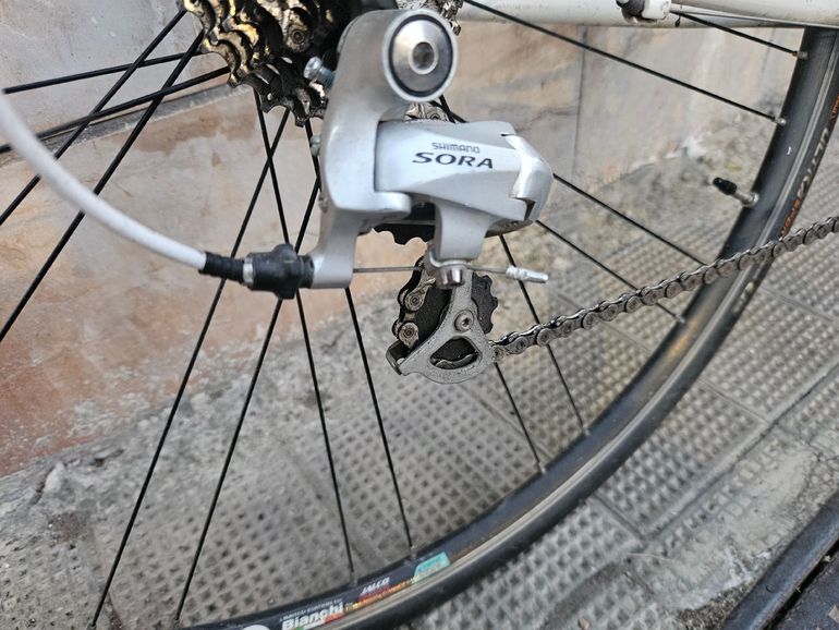 Gebrauchtes Bianchi Via Nirone Sora Compact 2014 2014 Road & Gravel, Weiß — Bild 14 von 16