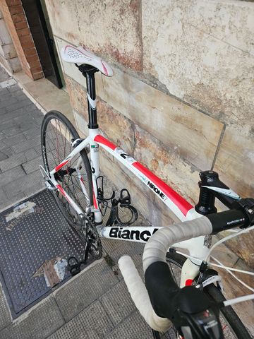 Used Bianchi Via Nirone Sora Compact 2014 2014 Road & Gravel, White — image 10 of 16