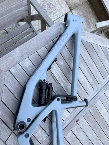 Tweedehands Santa Cruz Bronson 3 CC 2019 Frameset 2019 Mountainbike — afbeelding 5 van 16