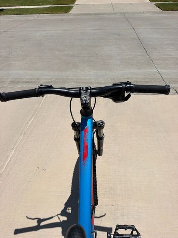 Used Mongoose Switchback 2025 Youth, Blue — image 4 of 6
