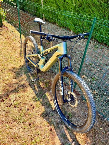 Used Canyon Neuron:ONfly CF 8 2024 2024 Mountainbike, Green, 29 — image 3 of 7