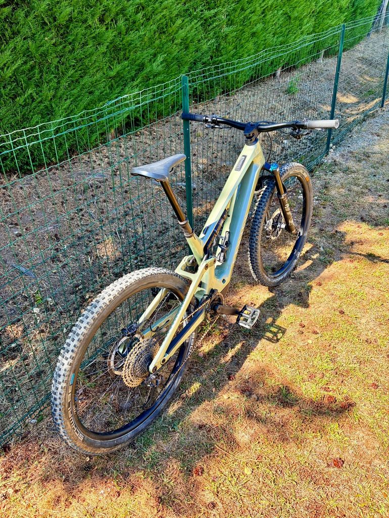 Brugt Canyon Neuron:ONfly CF 8 2024 2024 Mountainbike — billede 2 af 7
