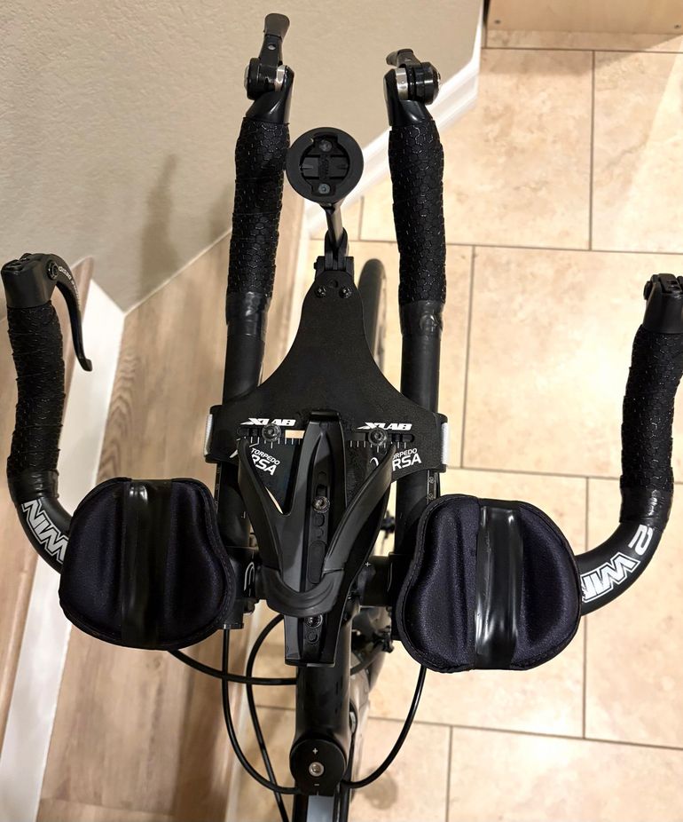 Used Cervélo Shimano 105 2014 Road & Gravel, Black — image 8 of 17