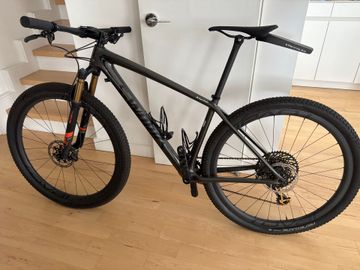 Used Specialized Custom SRAM XX1 Eagle AXS 2018 Mountainbike, Light Gray, 29 — image 2 of 6