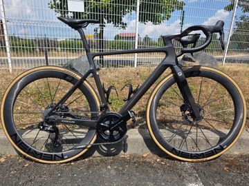 Gebrauchtes Focus Izalco Shimano Dura Ace Di2 2025 Road & Gravel, Schwarz — Bild 1 von 14