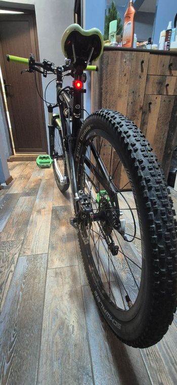Kona Stinky 24 2016 2016 Youth usato, Nero — immagine 9 di 17