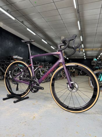 Brugt BMC Roadmachine 01 THREE 2023 2023 Road & Gravel — billede 2 af 17
