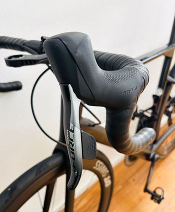 Used BMC Roadmachine TWO 2023 2023 Road & Gravel, Black — image 5 of 11