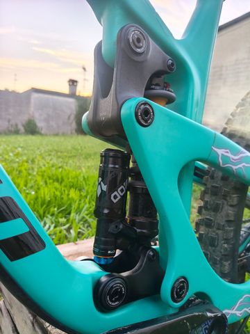 Tweedehands Propain Tyee CF 27.5 Start 2022 2022 Mountainbike — afbeelding 3 van 5