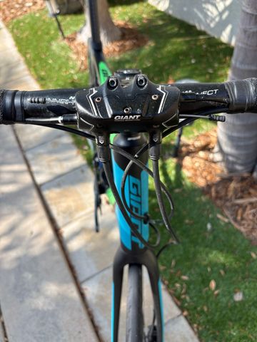 Used Giant Defy Advanced 3 2017 2017 Road & Gravel, Black — image 9 of 13