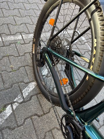 Used Liv Lurra E+ EX 2026 2026 Mountainbike, Green, 27.5, 29 — image 9 of 15