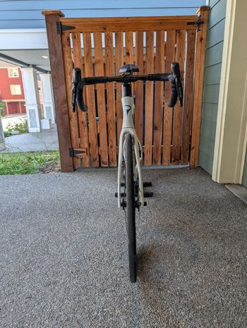 Used Pinarello Custom Shimano 105 Di2 2025 Road & Gravel, White — image 4 of 4