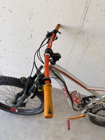 Gebrauchtes Radon Slide FE 9.0 2018 2018 Mountainbike, Hellgrau — Bild 4 von 4