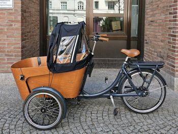 Babboe Flow-E 2023 Urban usato, Grigio chiaro — immagine 2 di 16