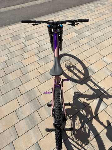 Tweedehands Giant Reign SX 2023 2023 Mountainbike — afbeelding 3 van 7